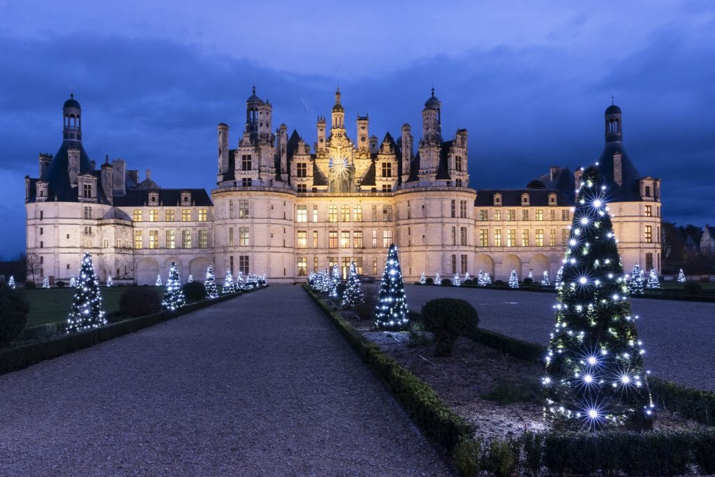 Chambord illuminé pour Noël au pays des Châteaux